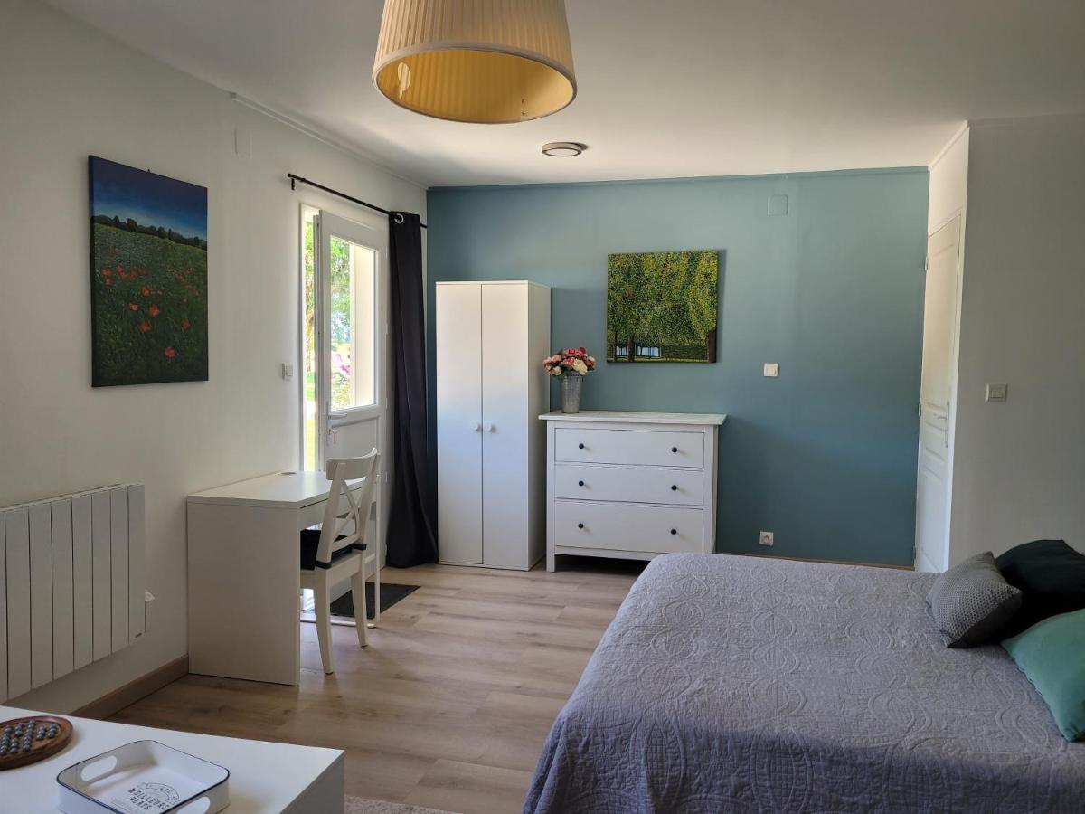 L'Atelier 7 Bed and Breakfast Saintes Exteriör bild